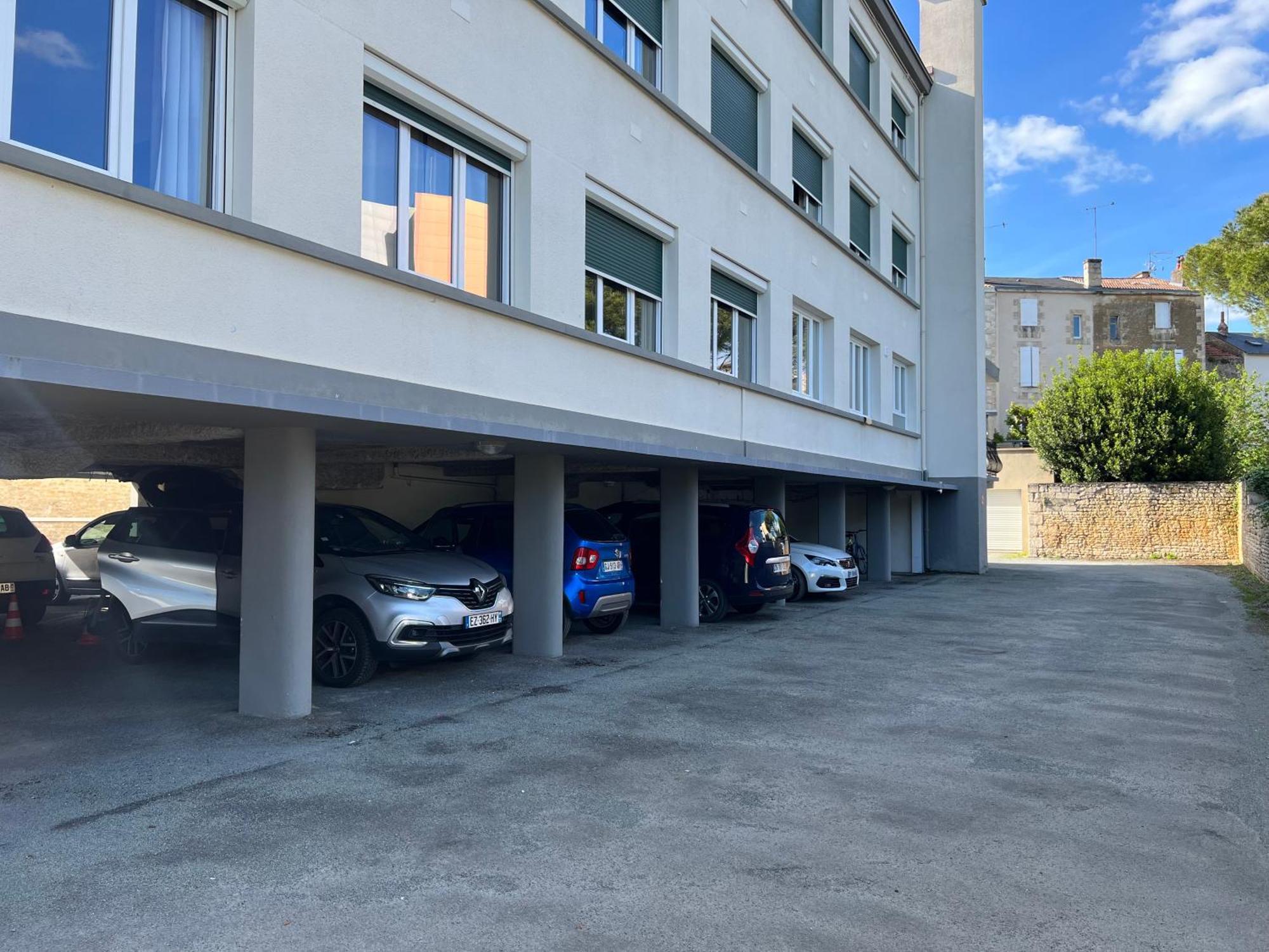 Brit Du Parc Centre-parking Gratuit